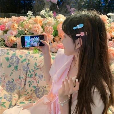 红帐篷